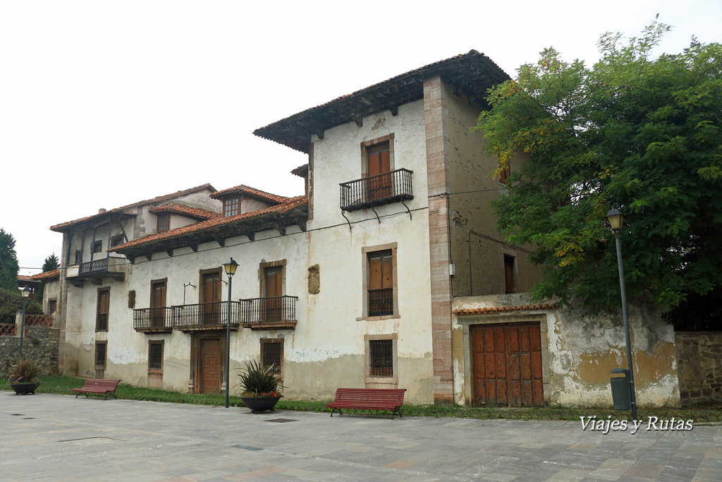Palacio Pola de Luanco