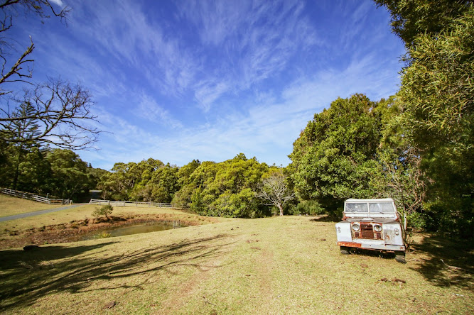 Hoddles Track Dam and Utility Vehicle