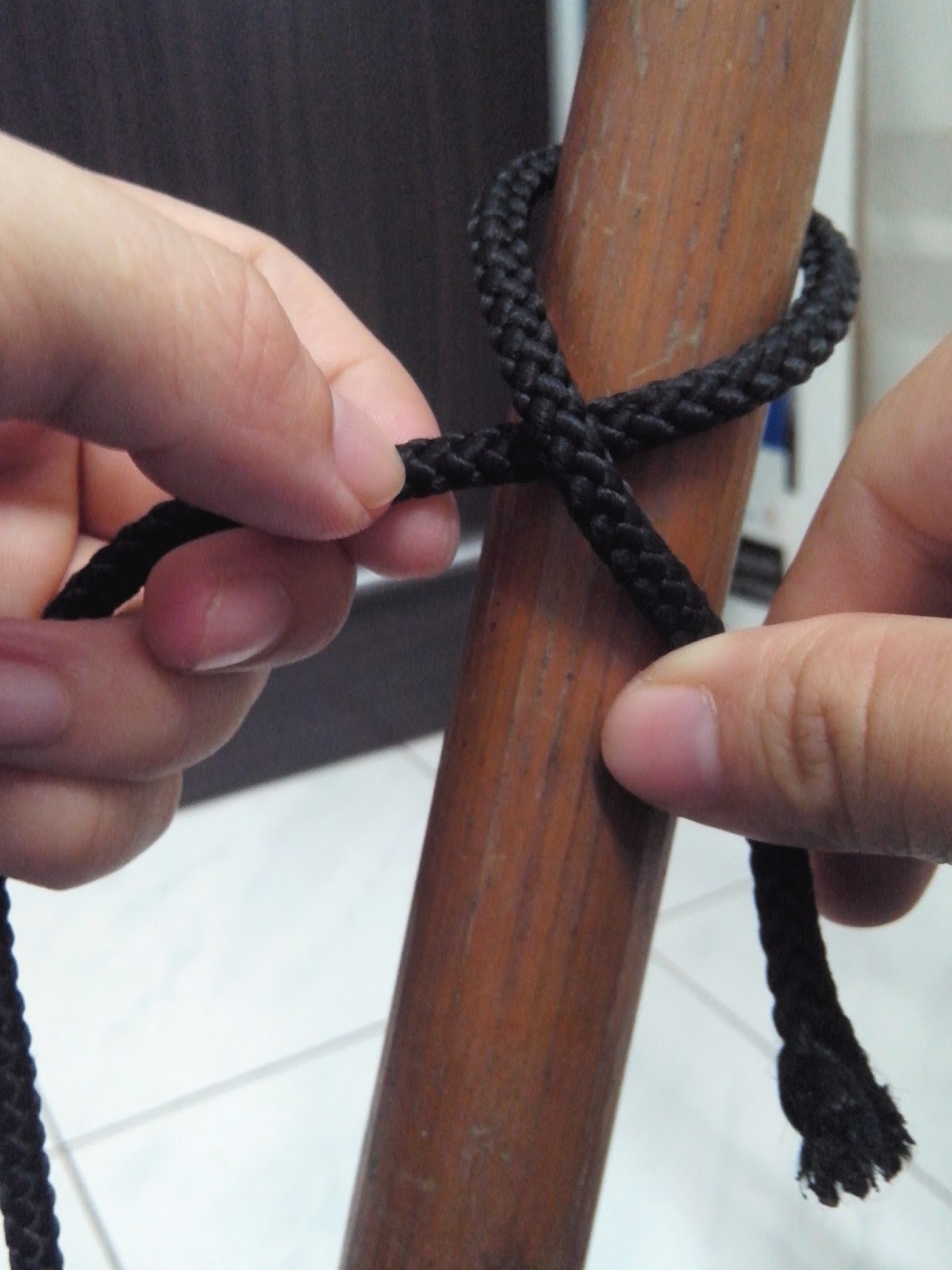 教学分享: Ikatan :Simpul Manuk (Clove Hitch),Simpul Tindih Kasih ( Bowline ...