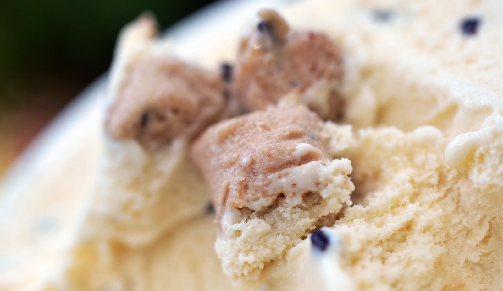 food and ice cream recipes REVIEW Blue Bell Chocolate Chip Cookie Dough