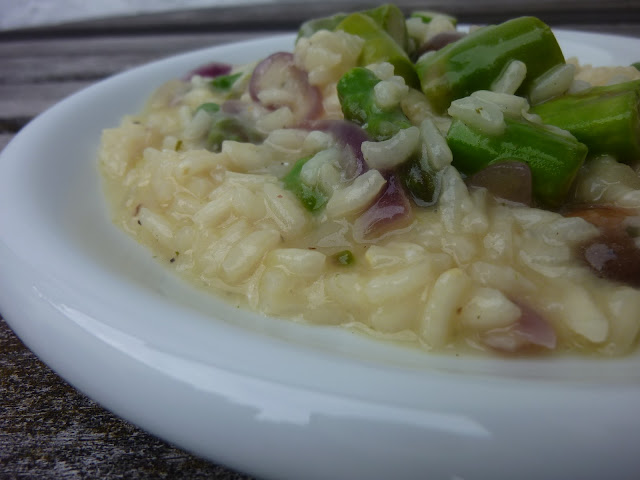Frühlings- Risotto mit grünem Spargel und Pilzen