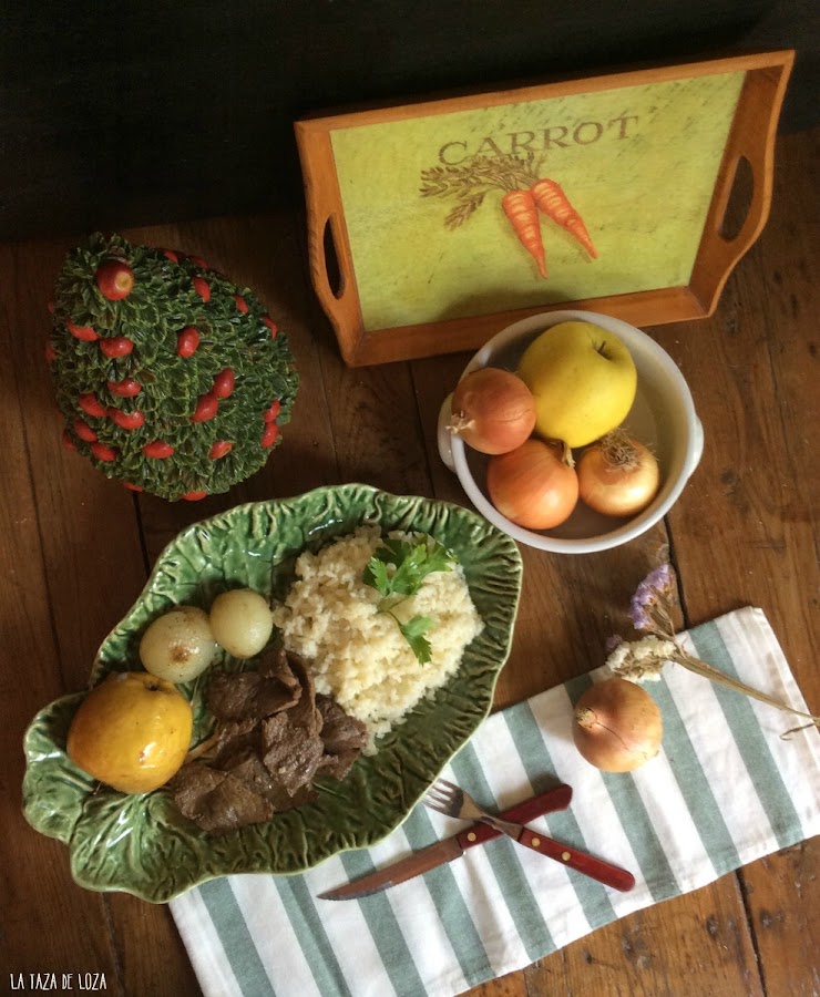 filetes-de-ternera-con-manzanas-cebollas