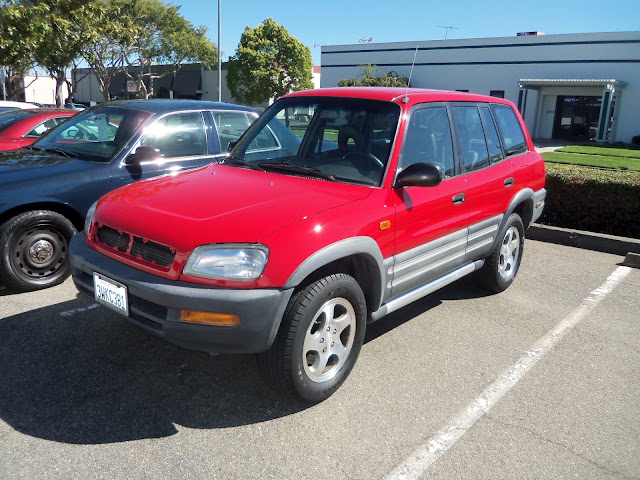 Almost Everything's Car of the Day is a 1997 Toyota Rav4