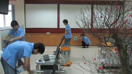 Giúp việc tết nguyên đán