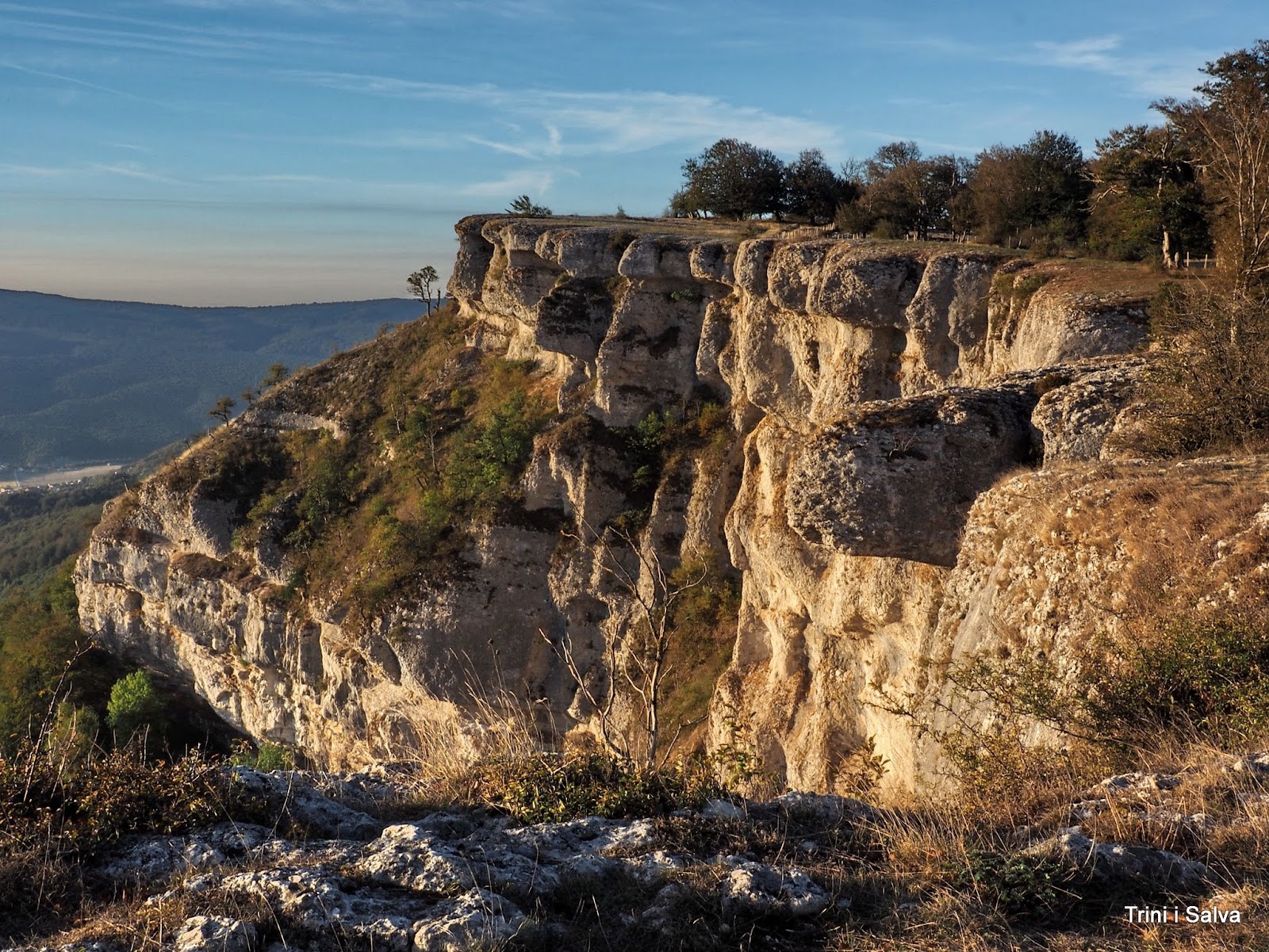 TRINI Y SALVA Balcón de Pilatos Urbasa