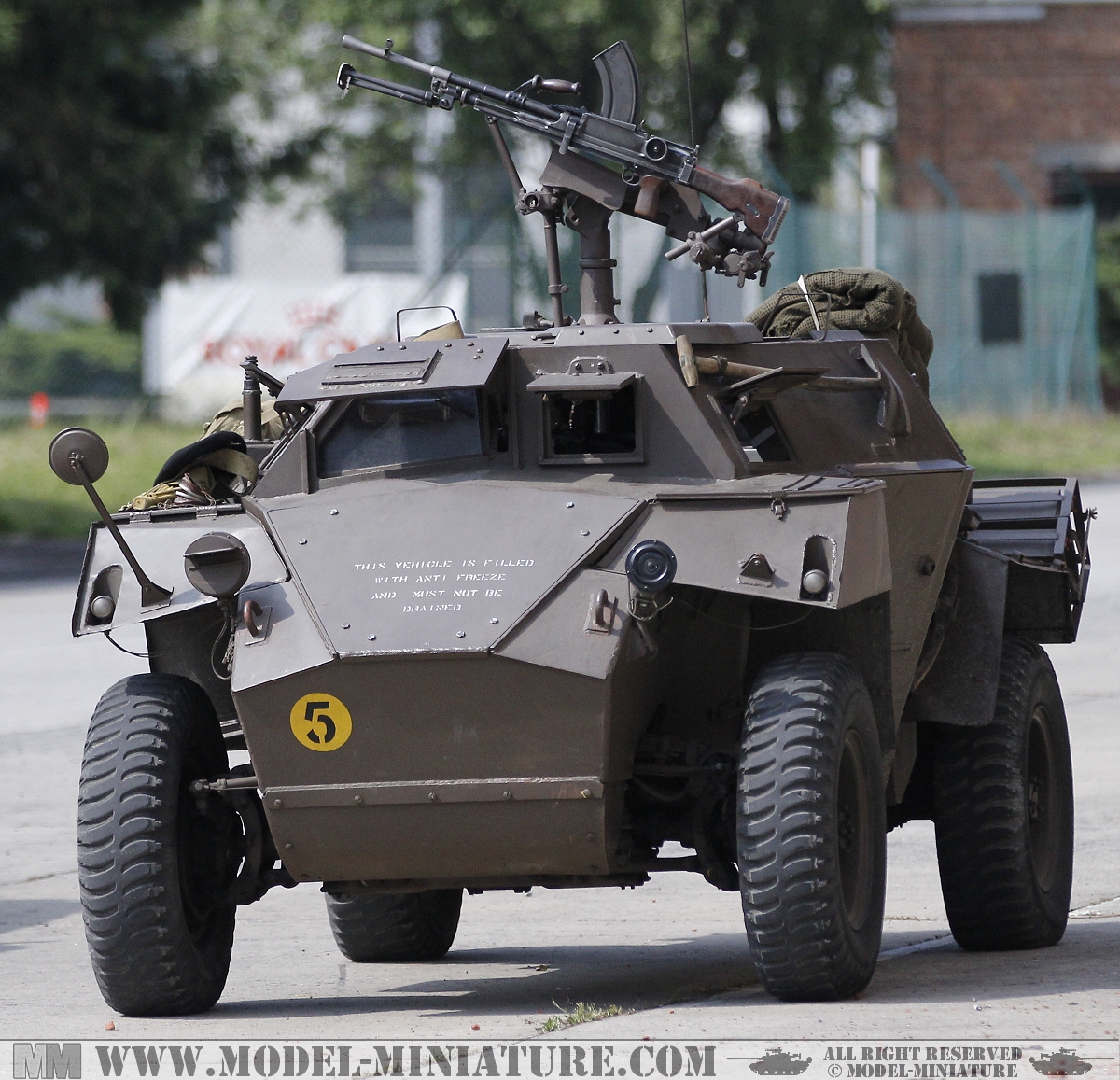 средне бронированный. т17 бронеавтомобиль. ланчестер мк 2 бронеавтомобиль. бронетехника fnss рагнар. средне бронированный.