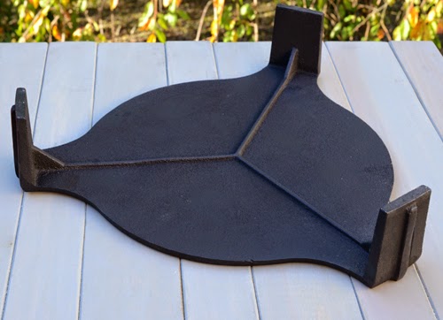 Nibble Me This: Product Review: Cast Iron Plate Setter by