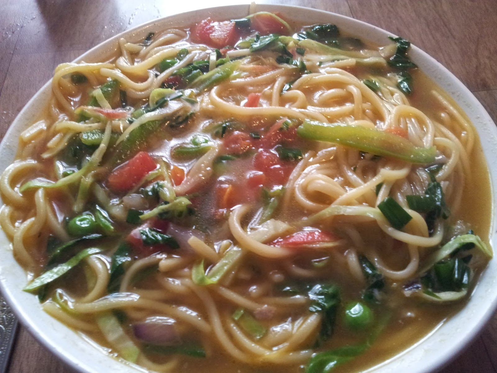 ÇİN NOODLE ÇORBASI ÇİN NOODLE ÇORBASI