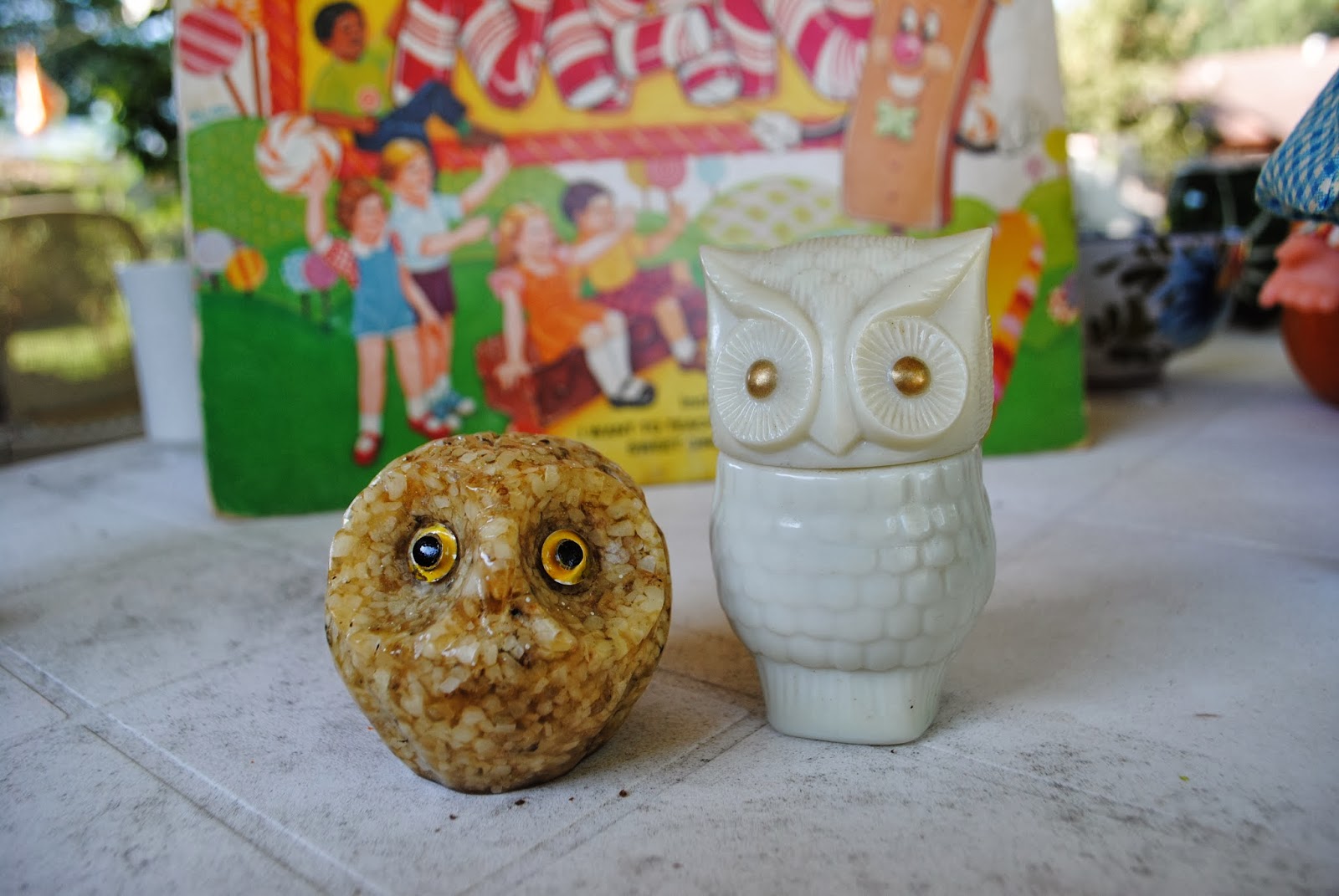 Boo Bobby Kitschy, kitschy koo