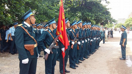 Xuc dong canh que huong don liet sy Tran Quang Khai tro ve - Anh 6