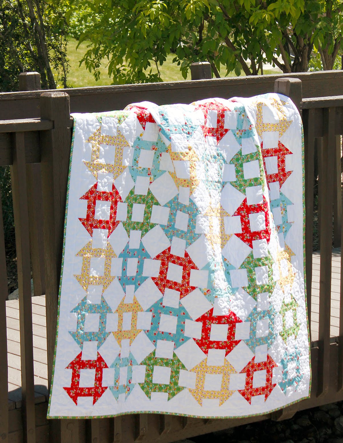 a-bright-corner-second-look-sunday-churn-dash-free-quilt-pattern