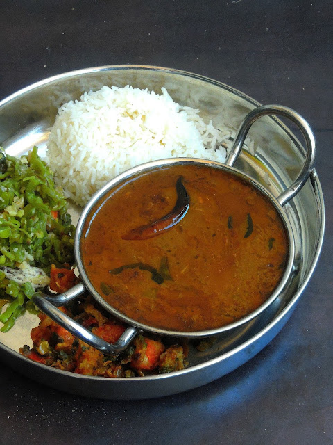 Curry Leaves Kuzhambu, no garlic no onion Curryleaves Kuzhambu 