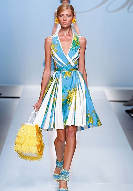 L'abito mimosa per la Festa della Donna di Blumarine - Glamourday Moda  Lifestyle Storytelling Blog