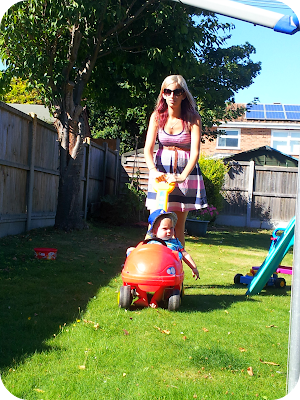 mummy pushing baby in car, baby car