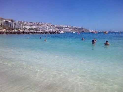 Fare il bagno alle Canarie