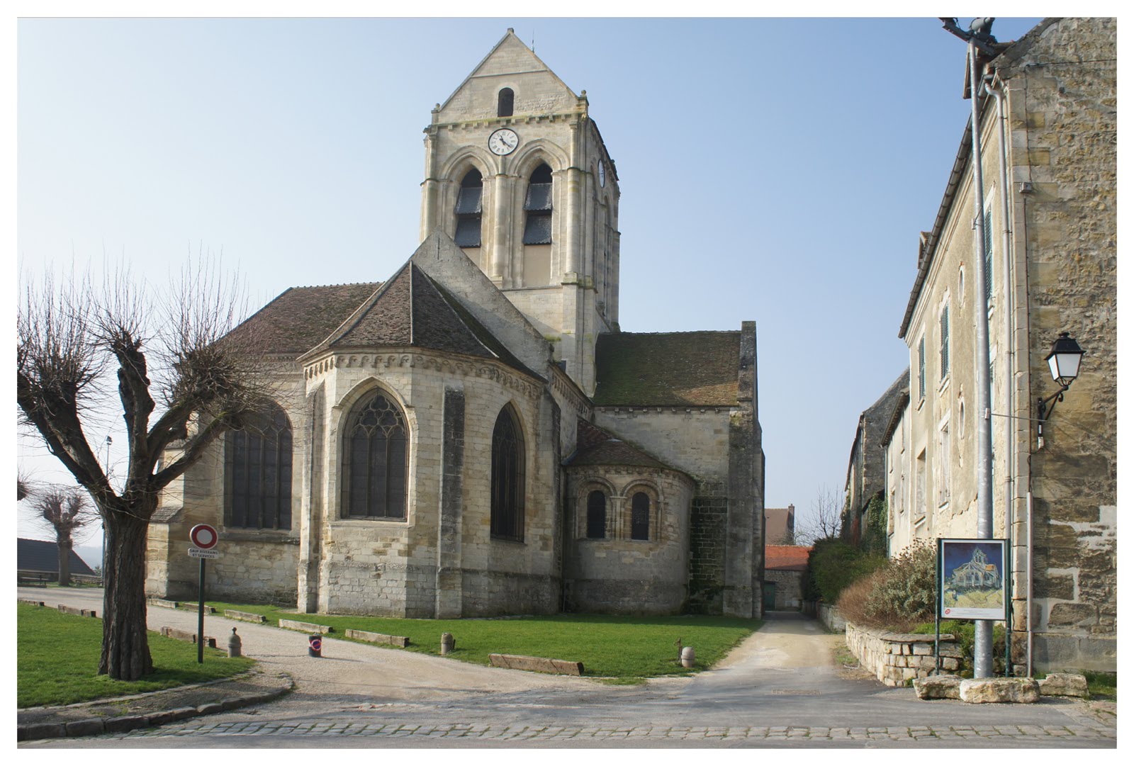 CERGIPONTIN L'église NotreDame d'AuverssurOise (95)