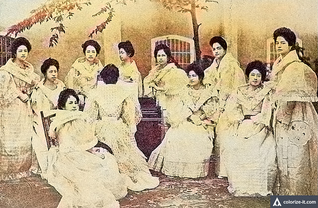 Women of the Red Cross Society of Lipa, early 1900s. Image source: “The Story of the Lopez Family: A Page from the History of the War in the Philippines.” Women of the Red Cross Society of Lipa, early 1900s. Image source: “The Story of the Lopez Family: A Page from the History of the War in the Philippines.”