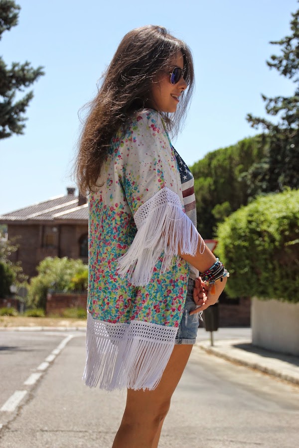 DIY Kimono con flecos (no hace falta patrones). Blog de costura y blog diy.