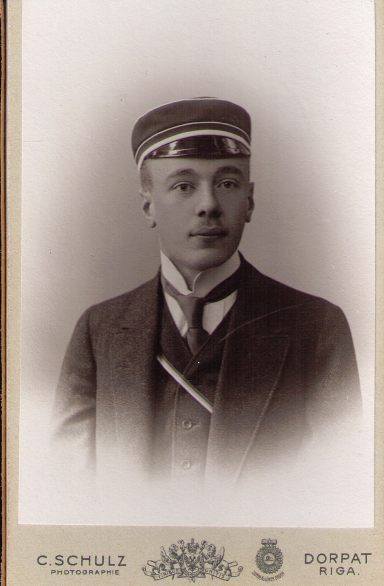 Illahie: Some of photos of von Schulmann's in 1911Otto