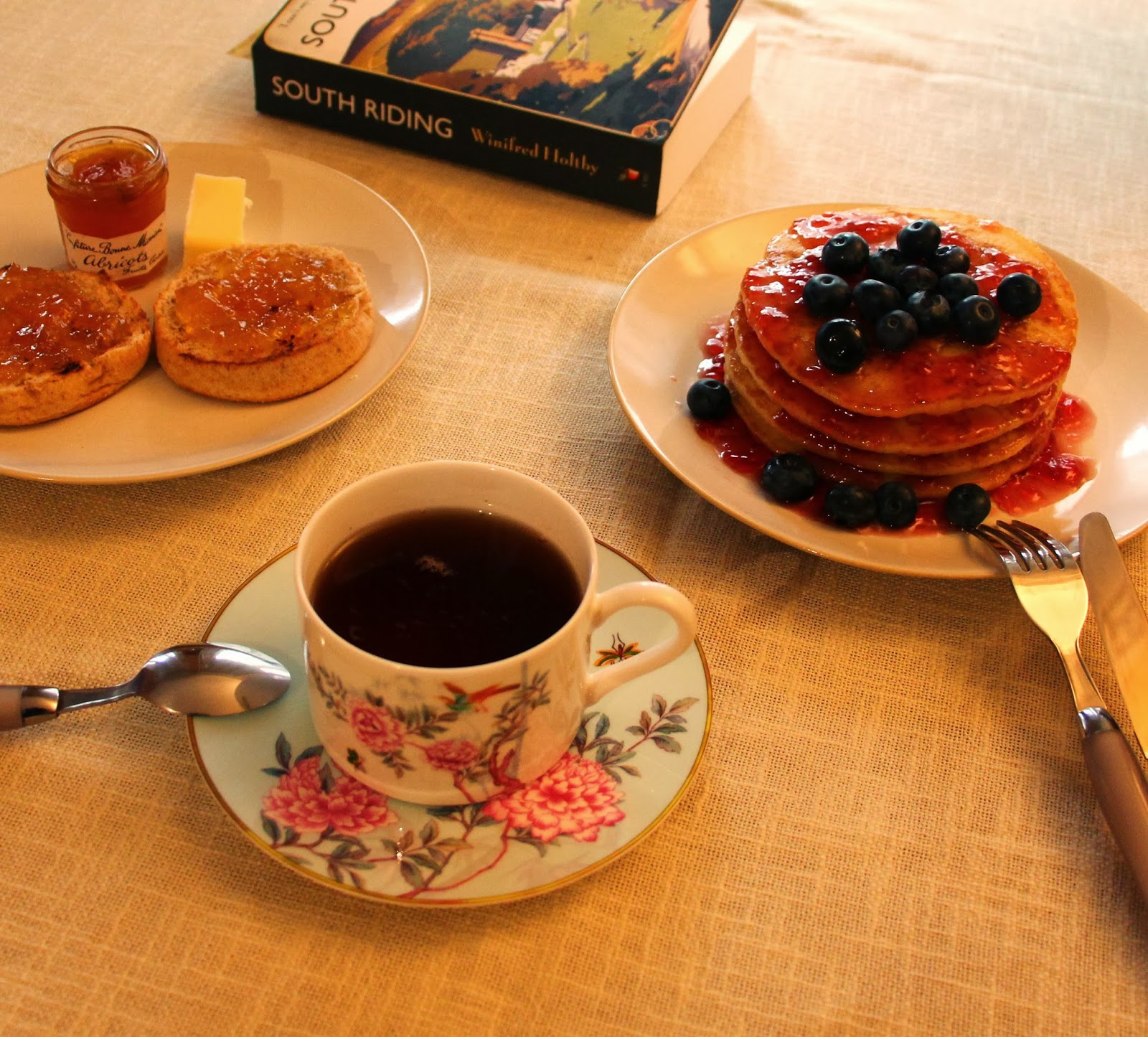 A book a day keeps the doctor away American pancakes, english muffins