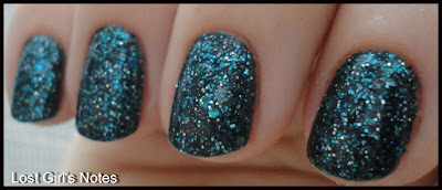 nerd lacquer event horizon review and swatches
