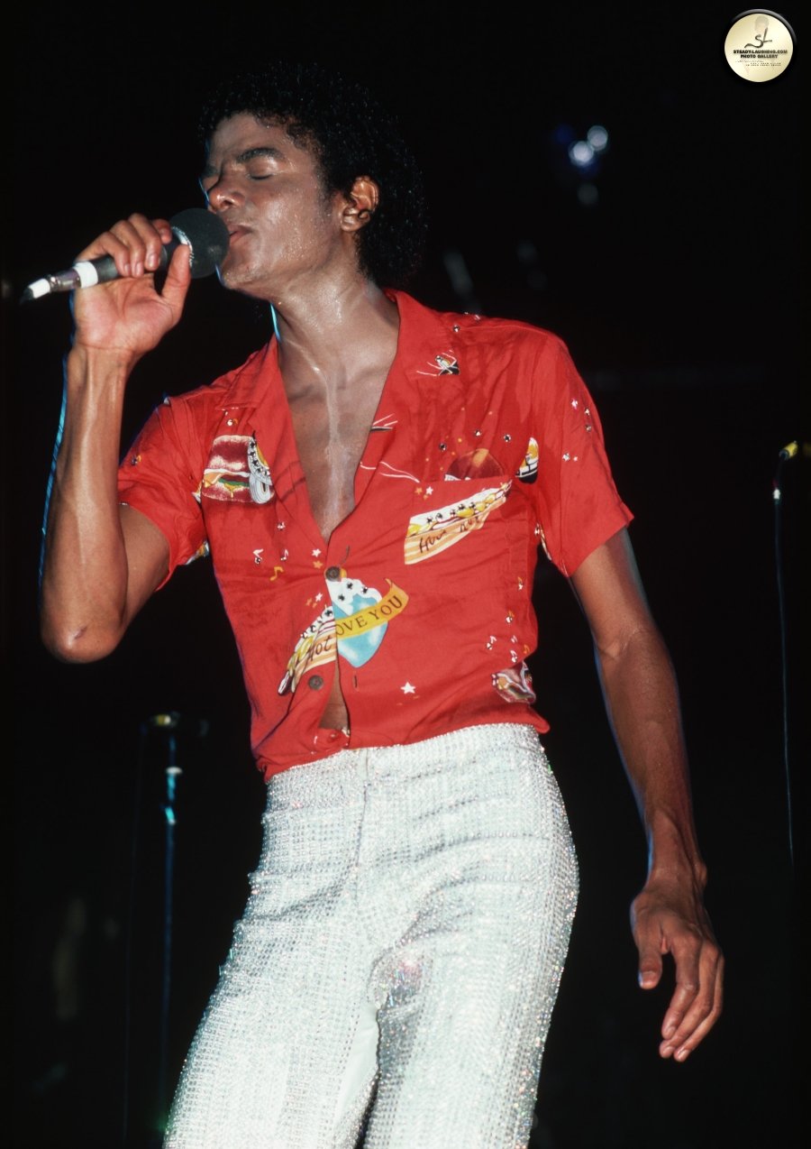 Vitiligo de Michael Jackson começando a aparecer - Foto: Reprodução