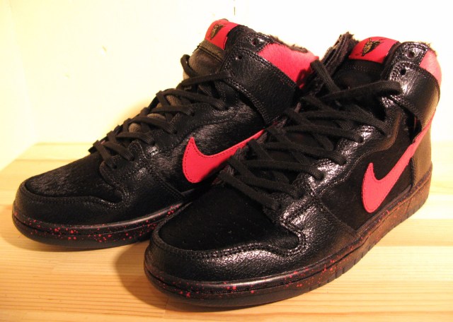 nike dunk krampus