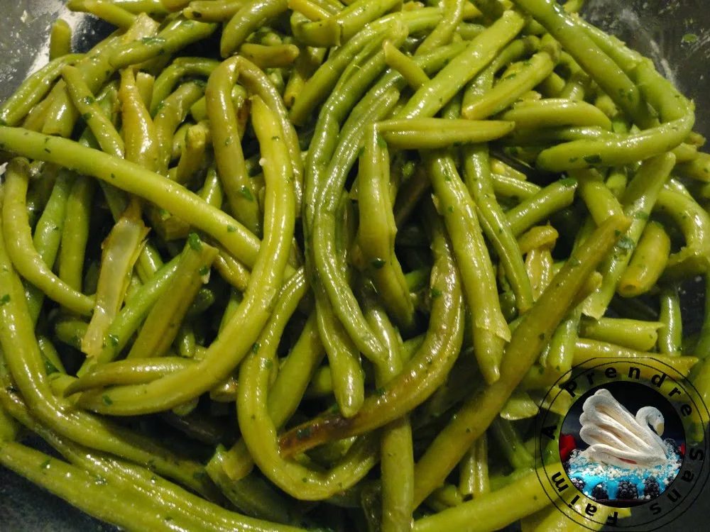 Haricots verts poêlés à l'ail et au persil