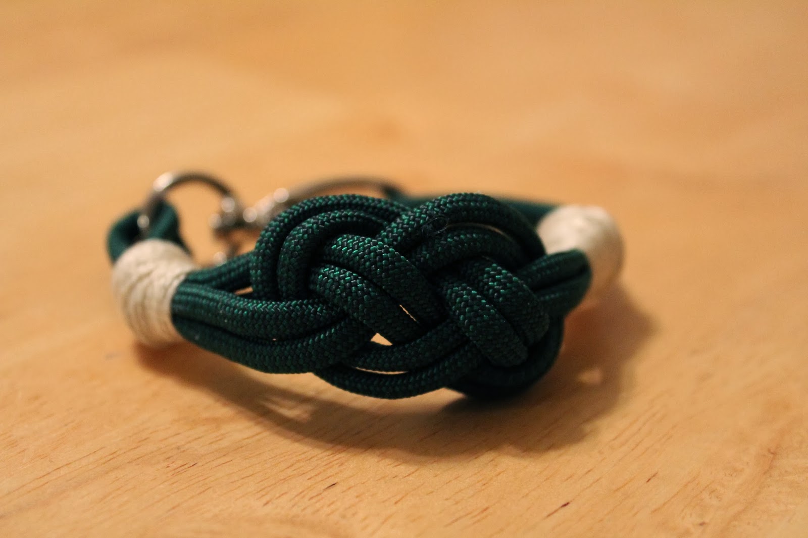 JodiLyn's Sundries The Maine Nautical Knot Bracelet in Hunter Green