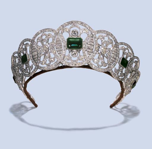 Marie Poutine's Jewels & Royals: Grand Emeralds and Diamonds
