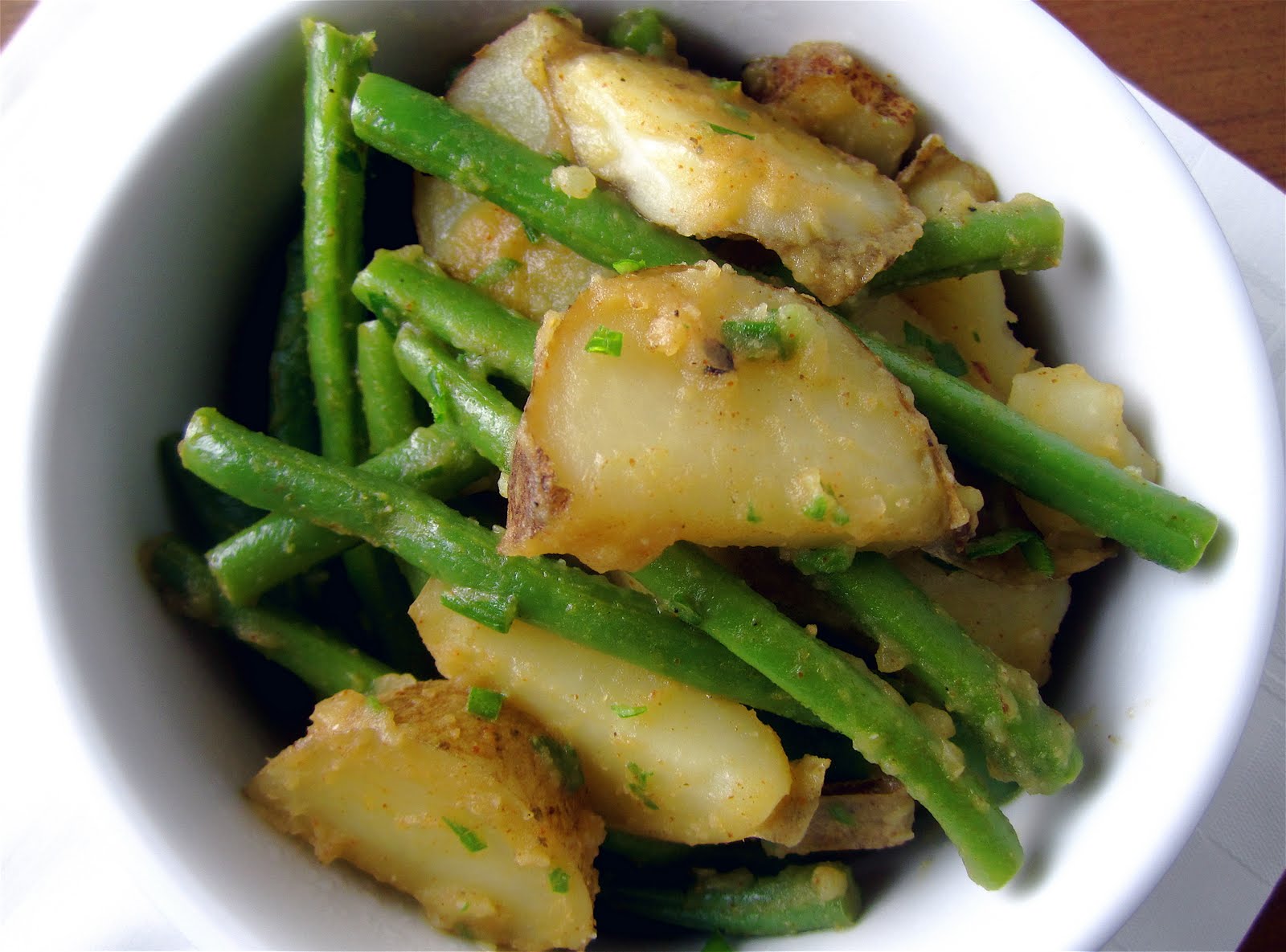 Stephanie Cooks Herbed Potatoes and Green Beans