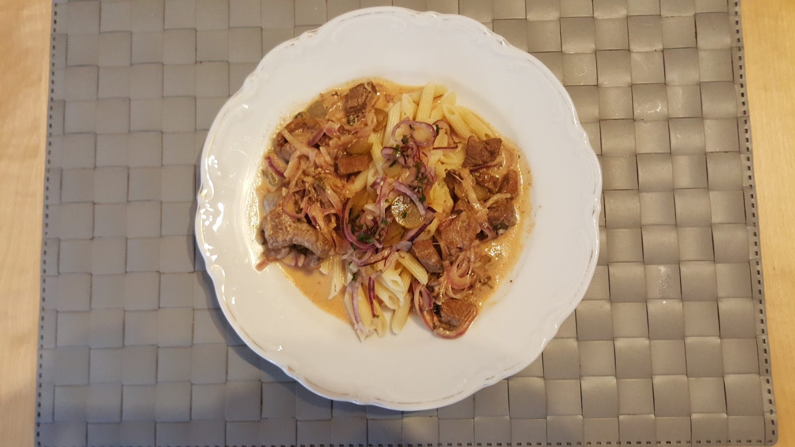 Die KüchenAgenten Beef Stroganoff nach Jamie Oliver