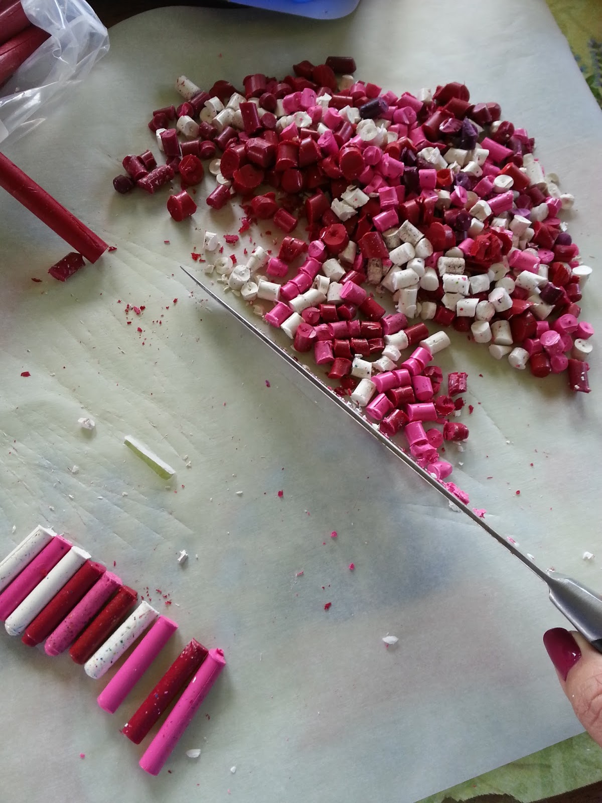 DIY Edible Crayons … And a Sugar Rush – The Messy Truth of Mommyhood