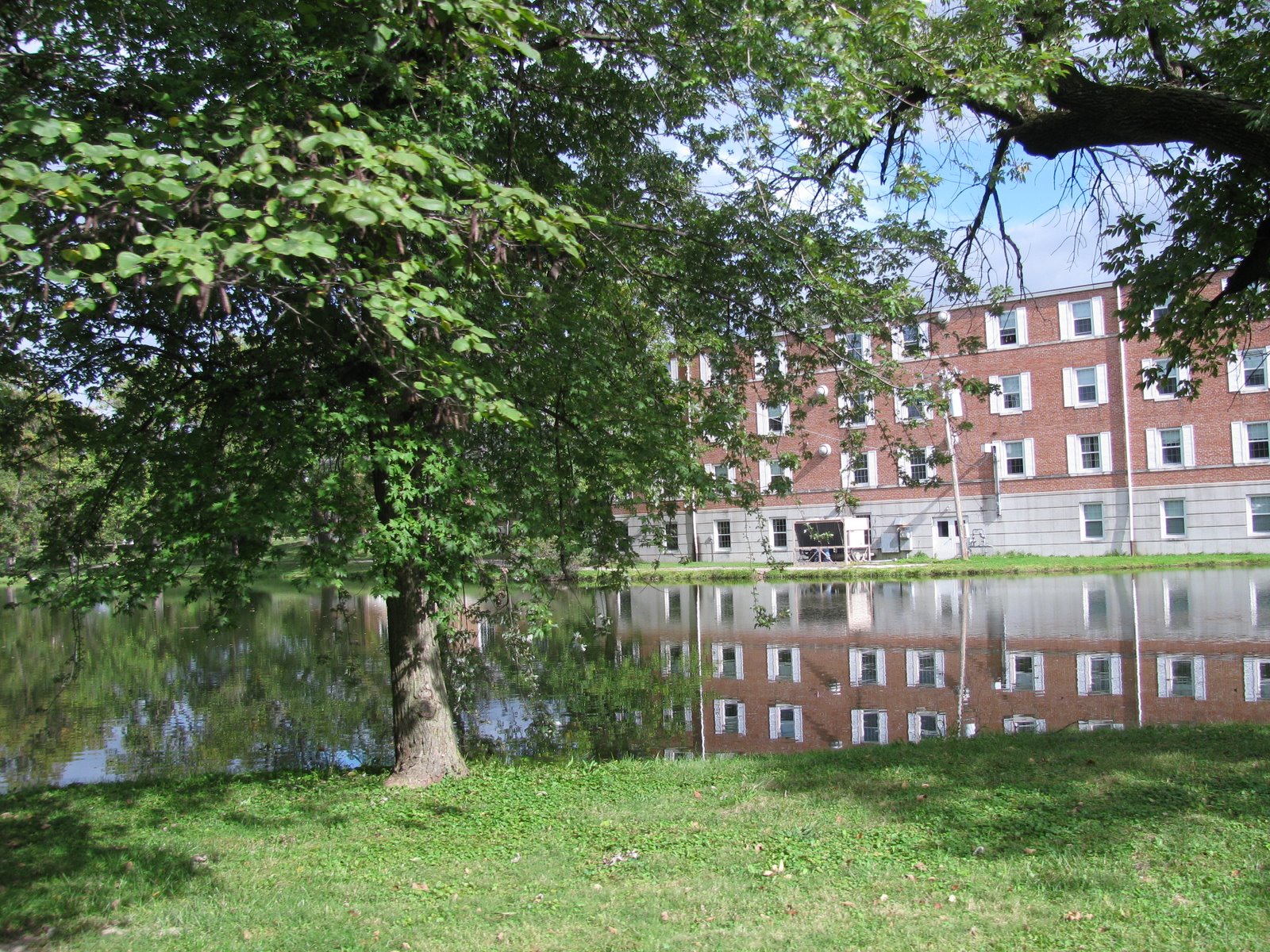 It's a closet, not a sauna Laurie and the Missouri Military Academy