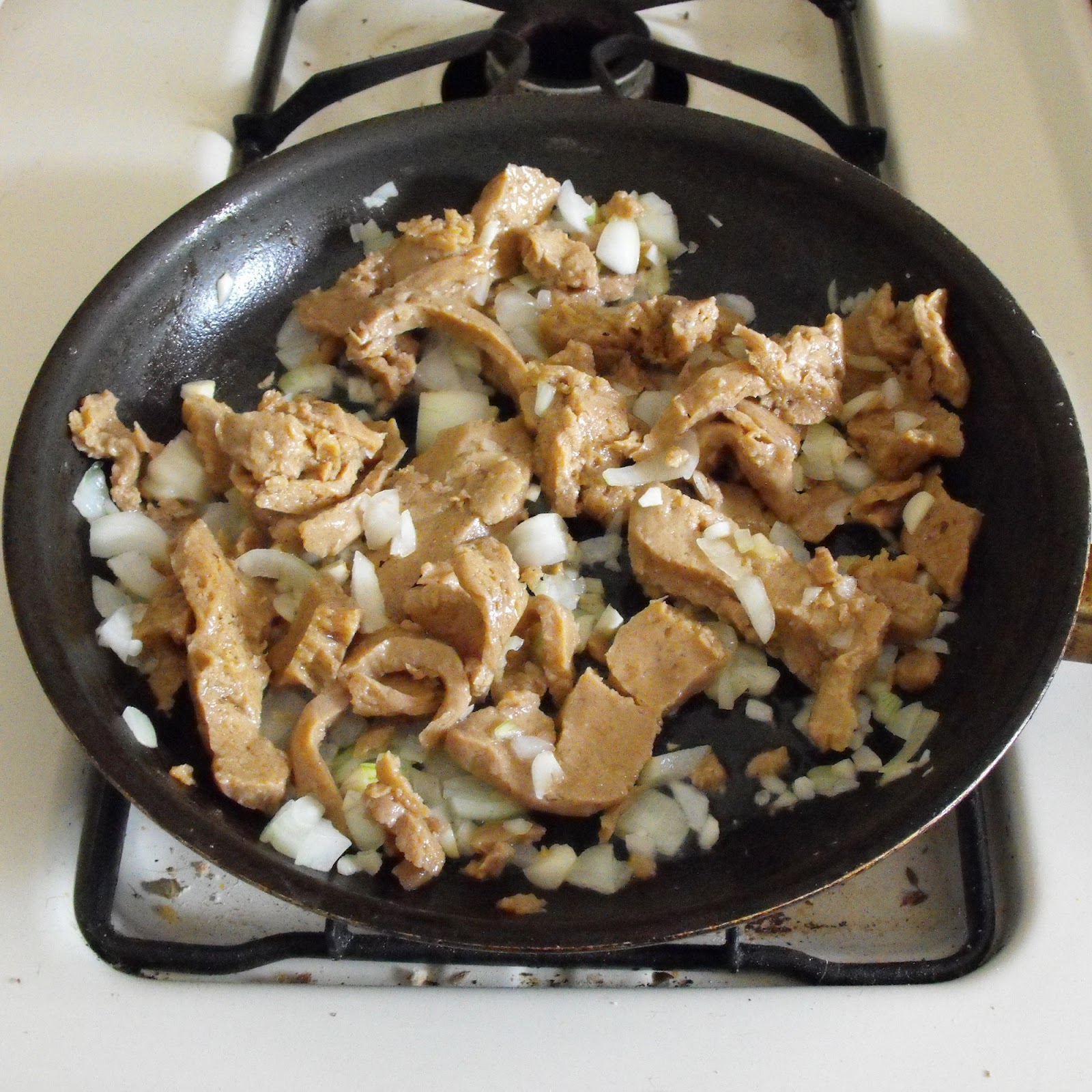 RAYGUNOMICS BBQ Seitan Sandwich Recipe