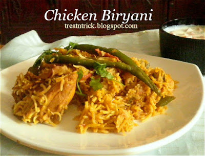 Chicken Biryani Recipe @ http://treatntrick.blogspot.com