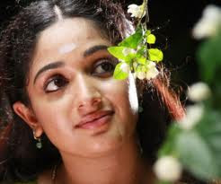 Hot Kavya Madhavan Photos, Malayalam Actress Bio Data 6