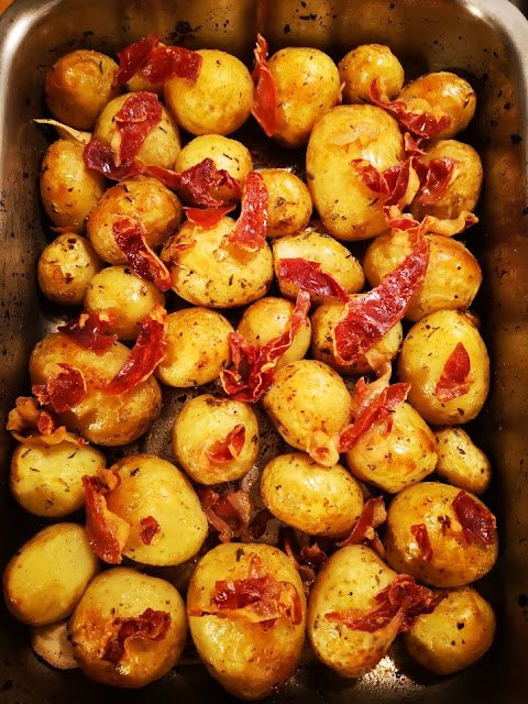 Cartofi noi cu prosciuto