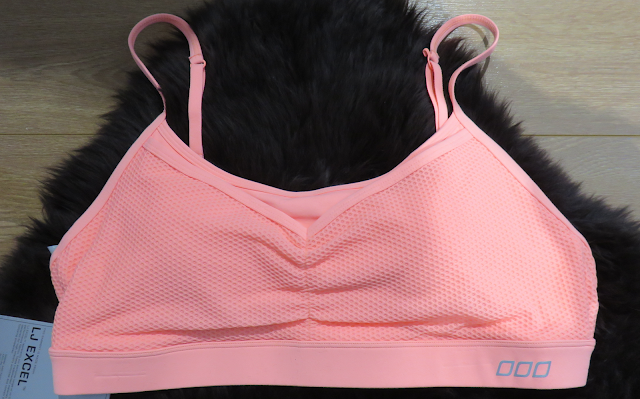 Lorna Jane Lorna-Jane