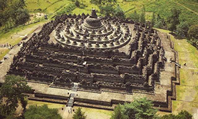 Misteri Candi Borobudur Beserta Asal Usulnya
