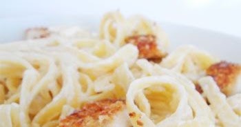 Fettuccine Alfredo Parmesan Crusted Chicken Best Tasty Recipes On The Web