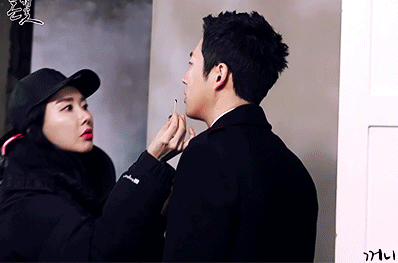 배우들한테 인솔교사가 필요하다는 드라마 감독님.jpg | 인스티즈