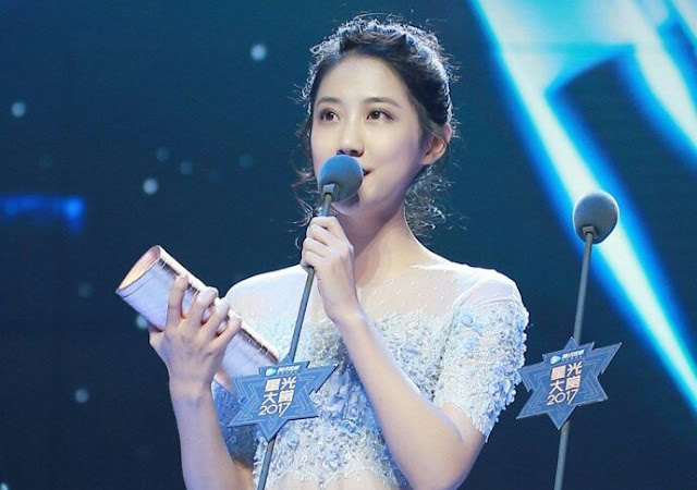 Li YiTong Faka SNH48 Tencen Awards