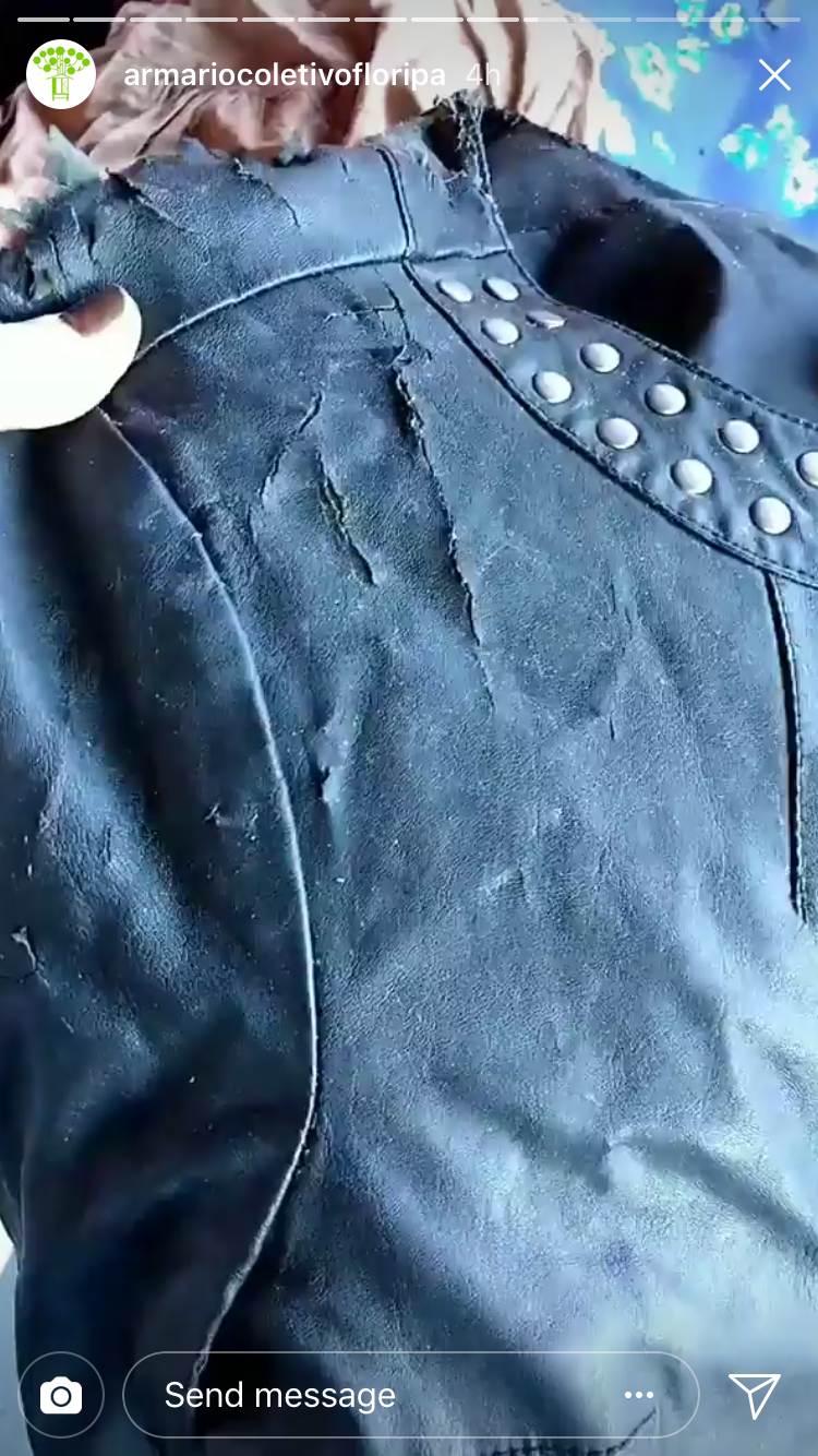 jaqueta de couro descascando tem conserto
