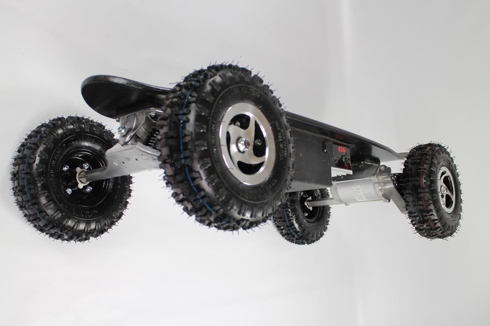 Guide Ready To Choose A Downhill Electric Longboard? Best Electric