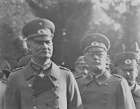 Von Hammerstein (links) in 1929