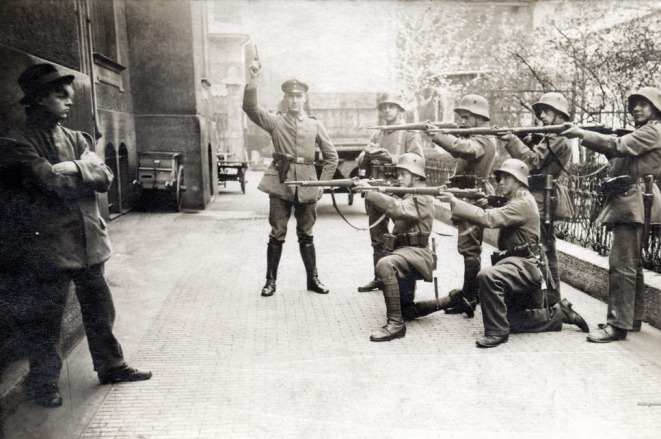 Execution of a German Communist in Munich (1919)