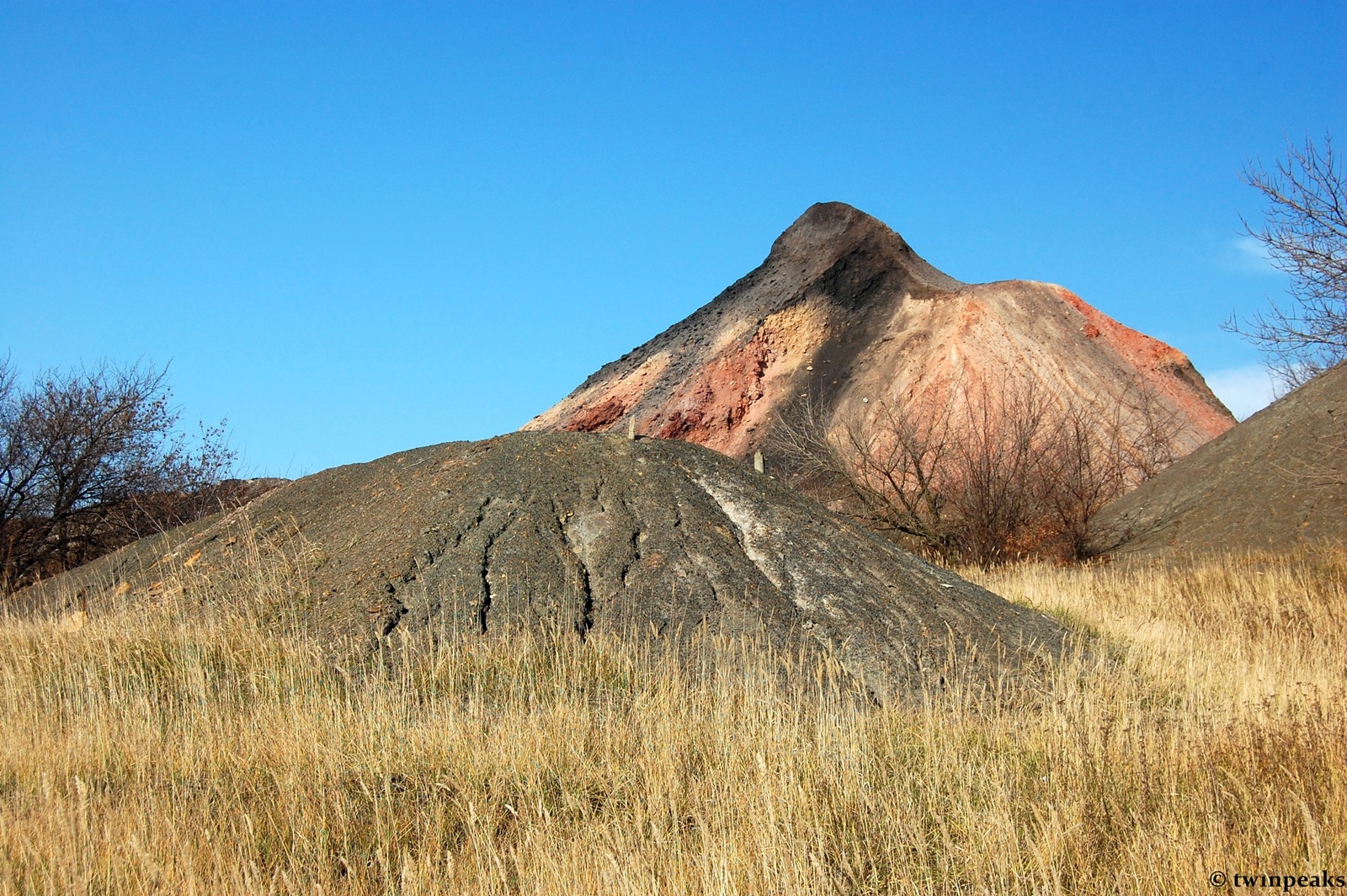 террикон шахты щуровка. террикон вблизи шахт. террикон троицк челябинская область. террикон шахты румянцева. террикон горловка шахта кочегарка.