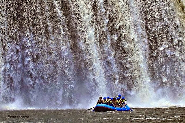 Air Terjun Riam Merasap Air Terjun Riam Merasap