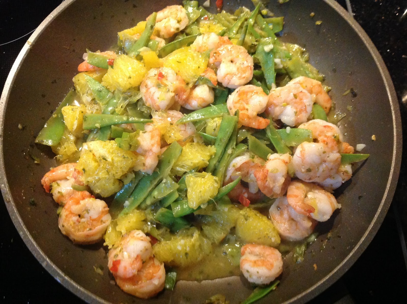 Wessels low carb Welt: Zuckerschoten mit Orangen-Garnelen